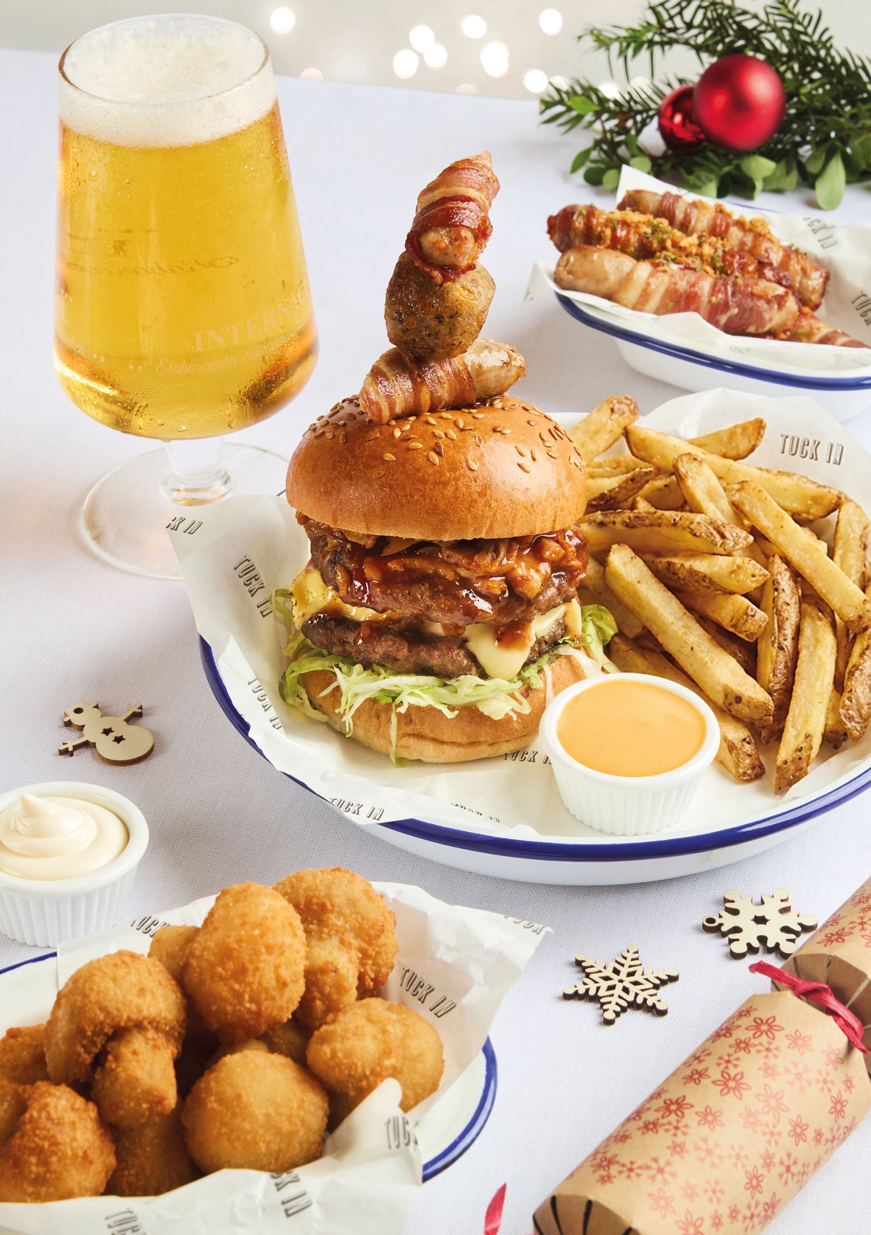 Festive Lunch & Dinner at The Hilton Brook in Derby